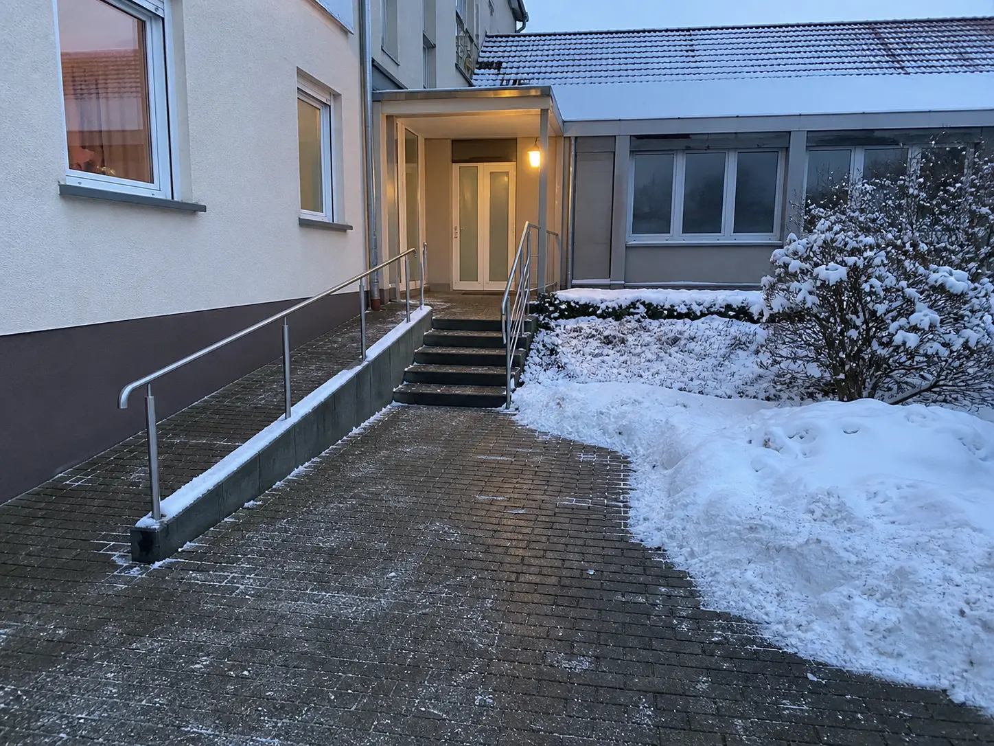 BEREITSCHAFT UND KONTROLLE