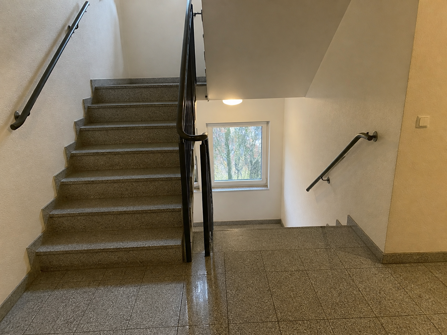 Unterhalts- und Treppenhausreinigung